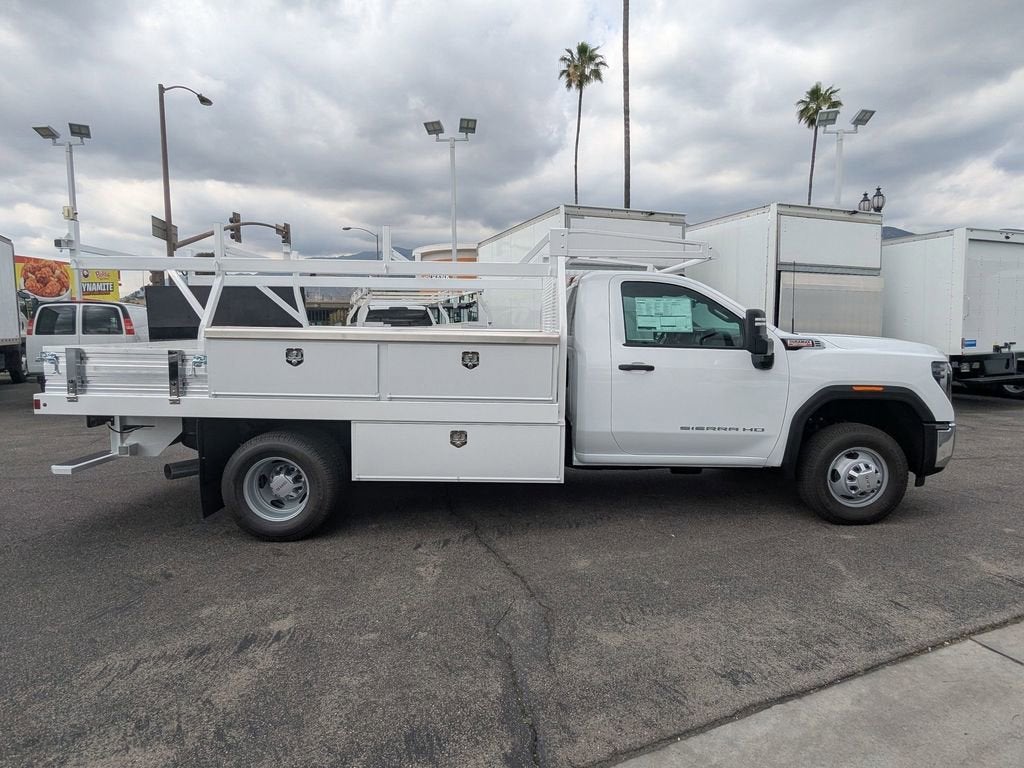 2026 GMC Sierra 3500 HD Chassis Cab Pro