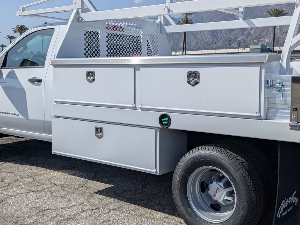 2026 GMC Sierra 3500 HD Chassis Cab Pro