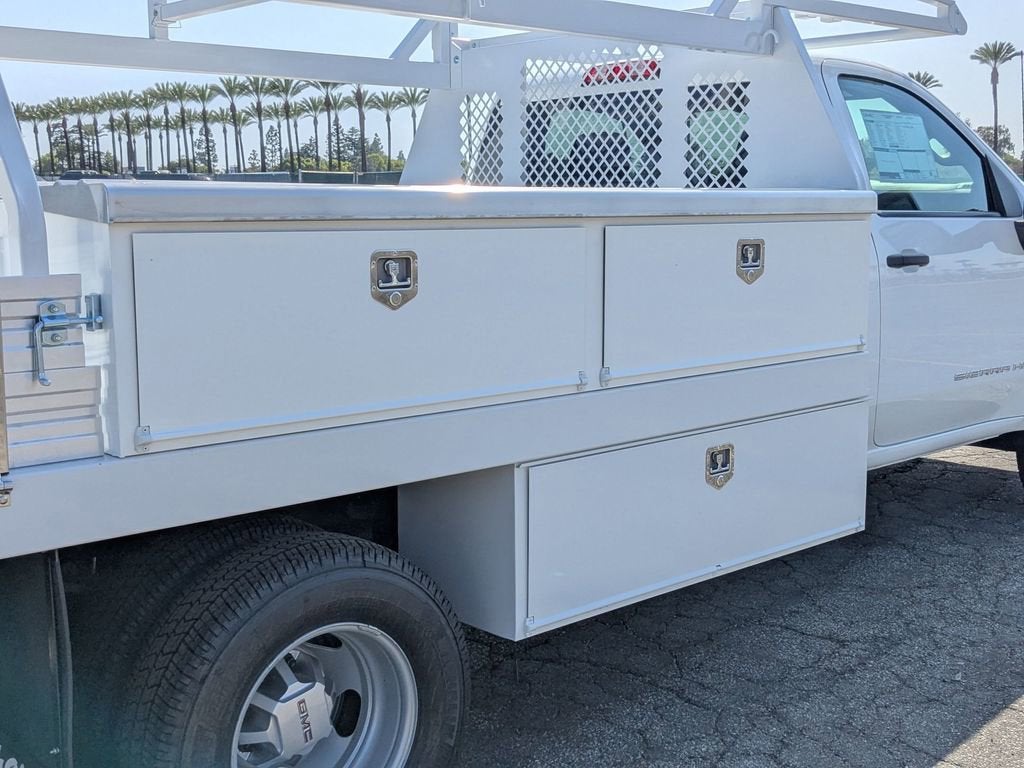 2026 GMC Sierra 3500 HD Chassis Cab Pro