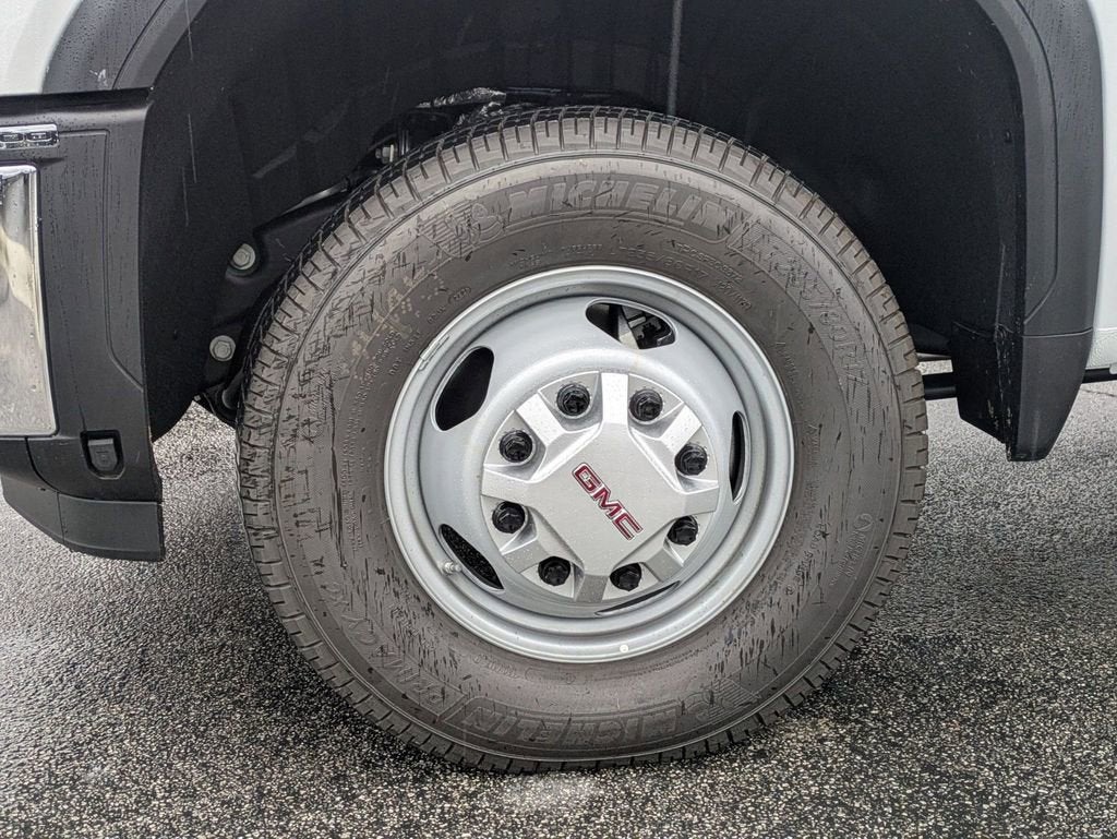 2026 GMC Sierra 3500 HD Chassis Cab Pro