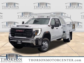 2026 GMC Sierra 3500 HD Chassis Cab Pro
