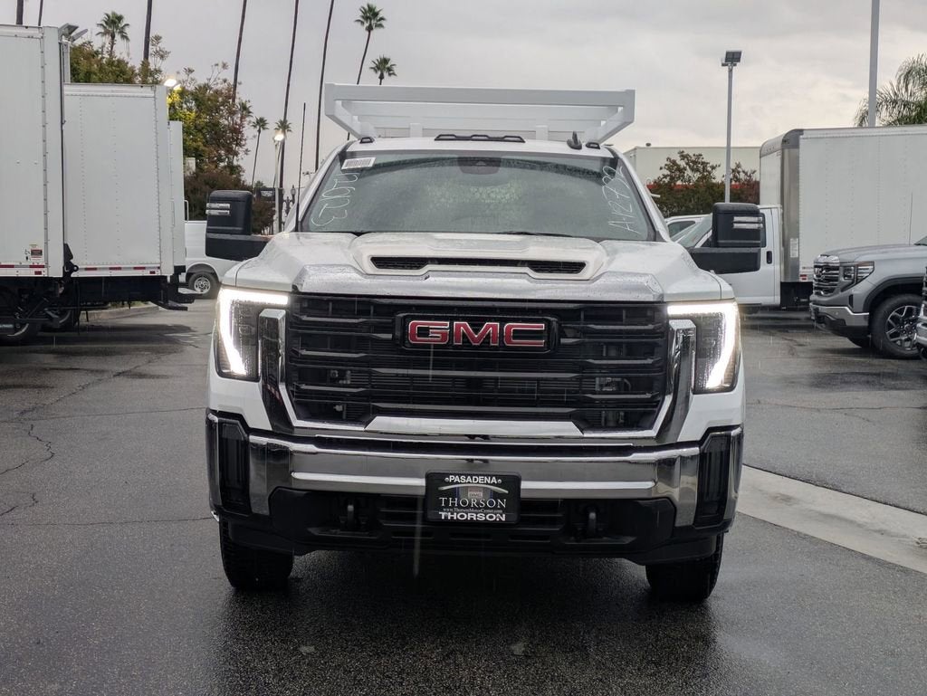 2026 GMC Sierra 3500 HD Chassis Cab Pro