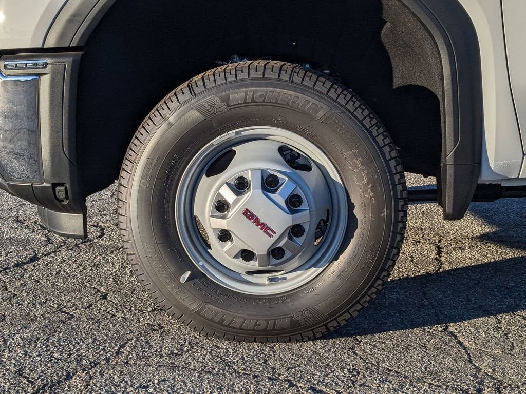 2026 GMC Sierra 3500 HD Chassis Cab Pro