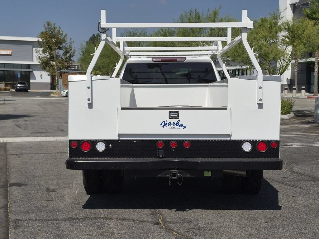 2026 GMC Sierra 3500 HD Chassis Cab Pro