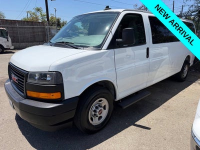 2022 GMC Savana Passenger 3500 LS