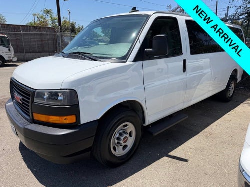 2022 GMC Savana Passenger 3500 LS