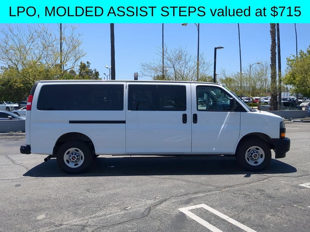 2022 GMC Savana Passenger 3500 LS