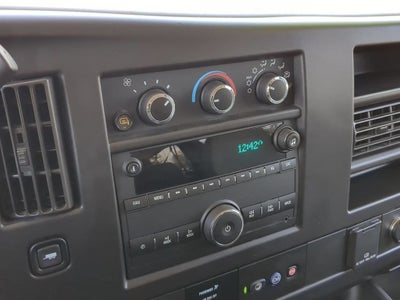 2022 GMC Savana Passenger 3500 LS