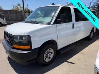 2022 GMC Savana Passenger 3500 LS