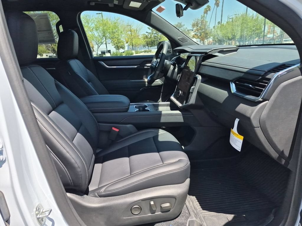 2026 GMC Acadia Elevation - Photo 31
