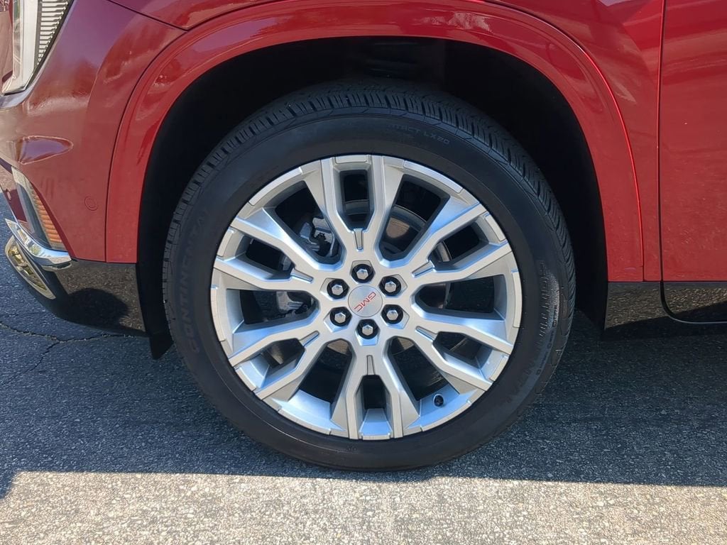 2024 GMC Acadia Denali
