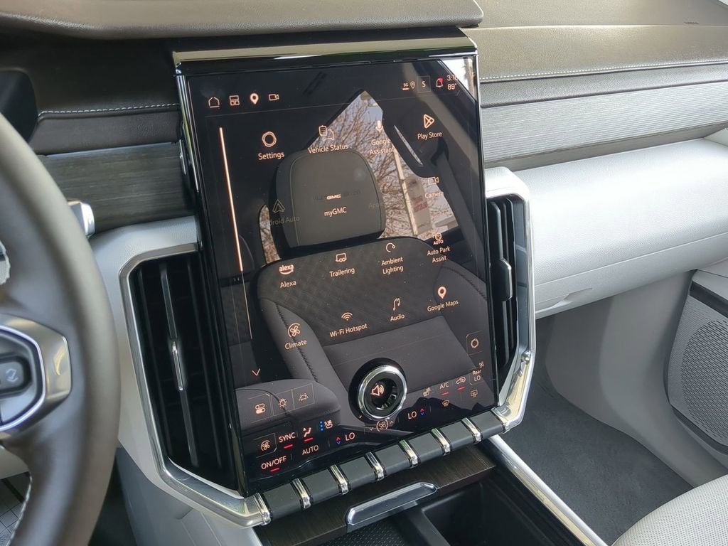 2025 GMC Acadia Denali