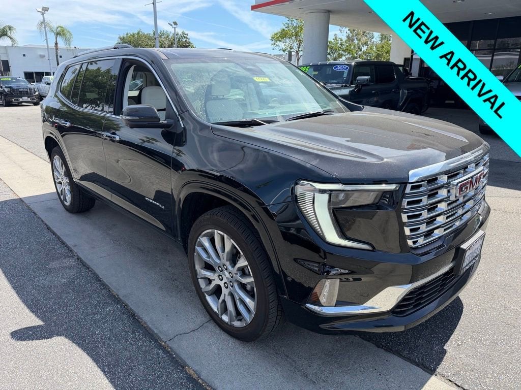 2025 GMC Acadia Denali