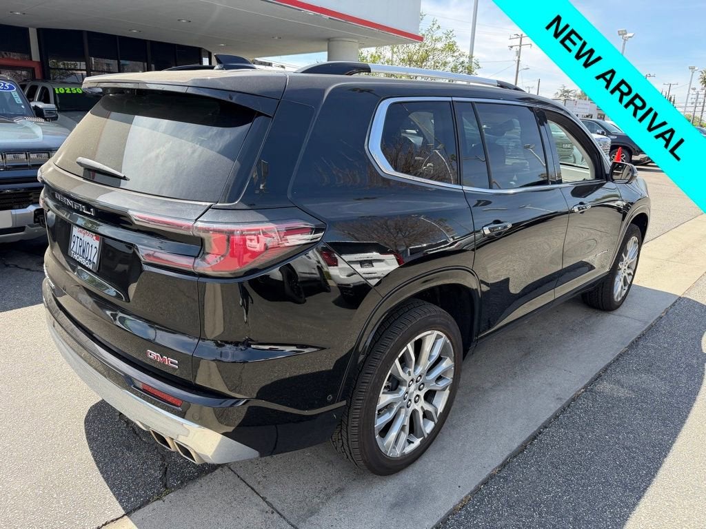 2025 GMC Acadia Denali