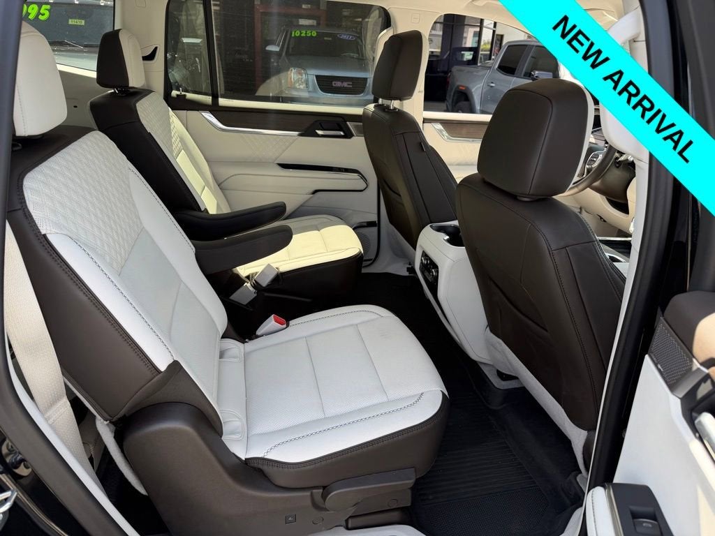 2025 GMC Acadia Denali