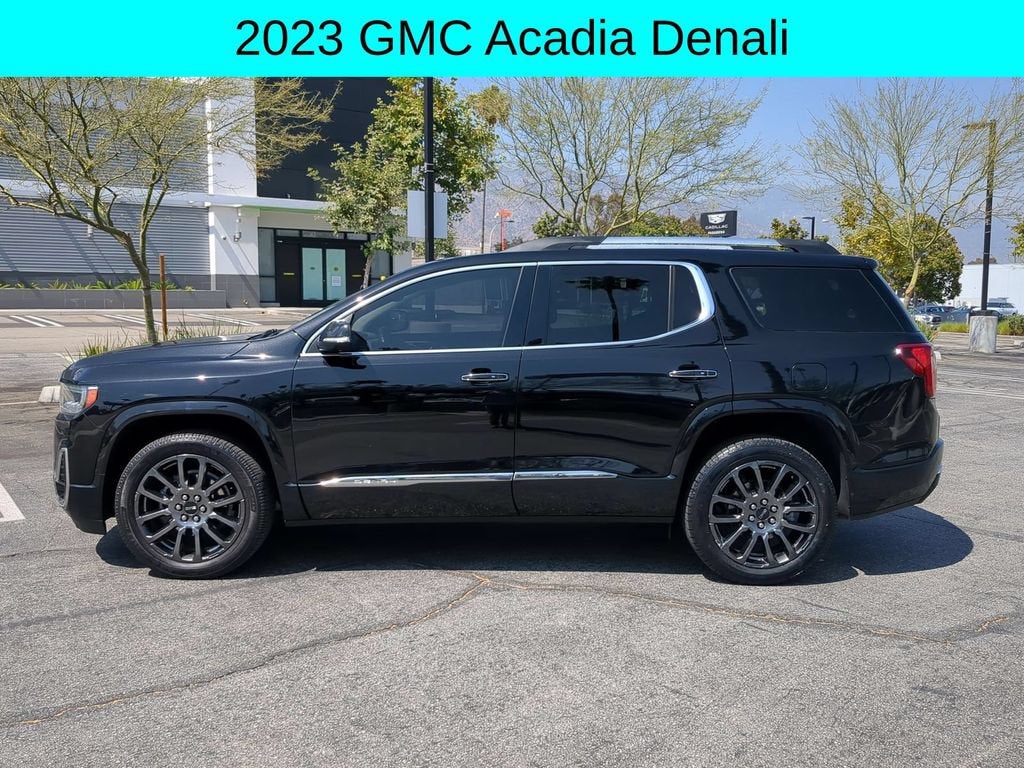 2023 GMC Acadia Denali