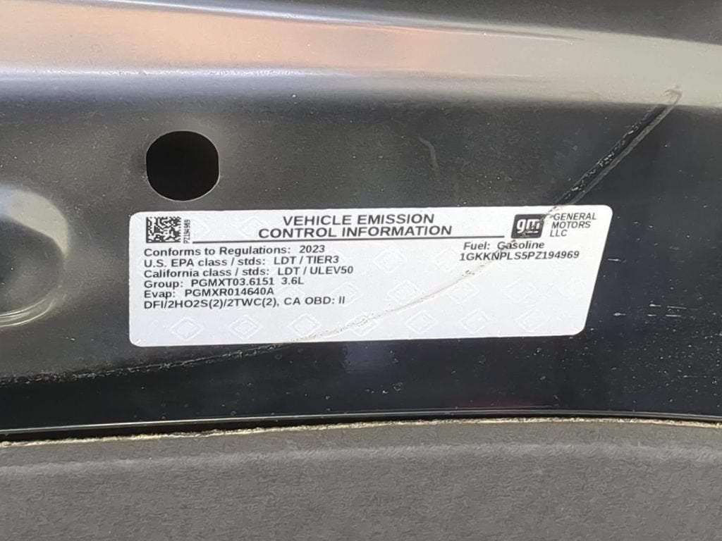 2023 GMC Acadia Denali