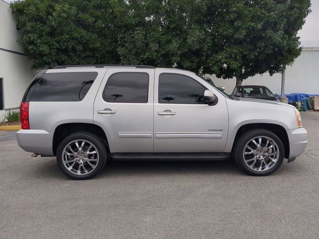 2011 GMC Yukon SLE