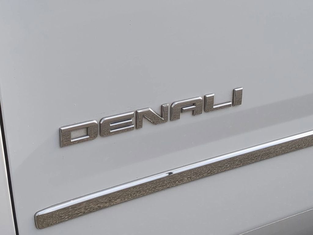 2020 GMC Yukon XL Denali