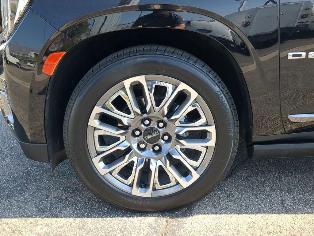 2023 GMC Yukon Denali Ultimate