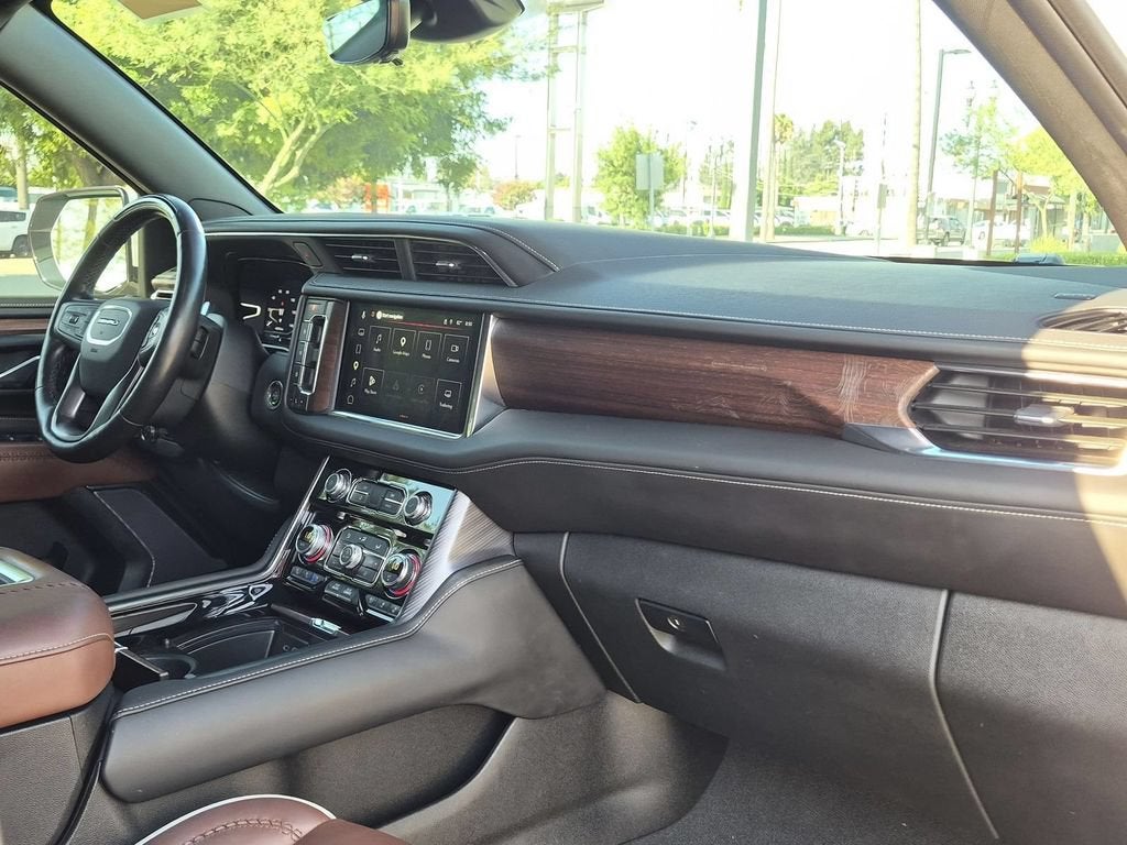 2024 GMC Yukon Denali Ultimate