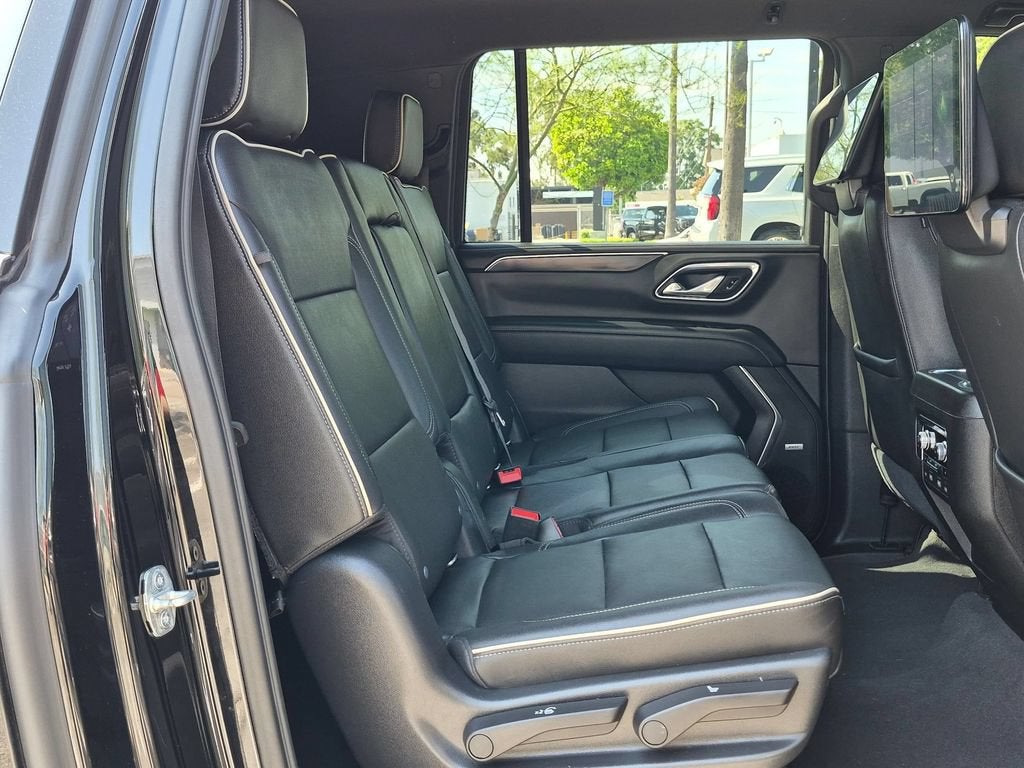 2021 GMC Yukon XL SLT
