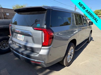 2022 GMC Yukon XL SLT