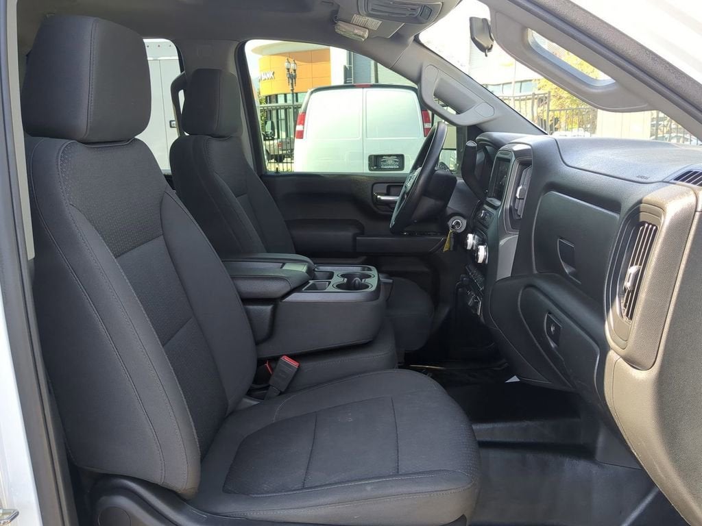 2023 GMC Sierra 2500 HD Pro
