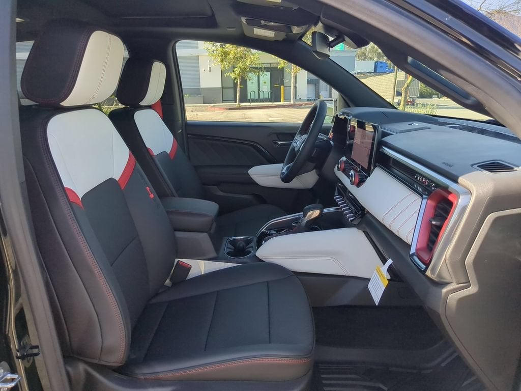 2026 GMC Canyon AT4X