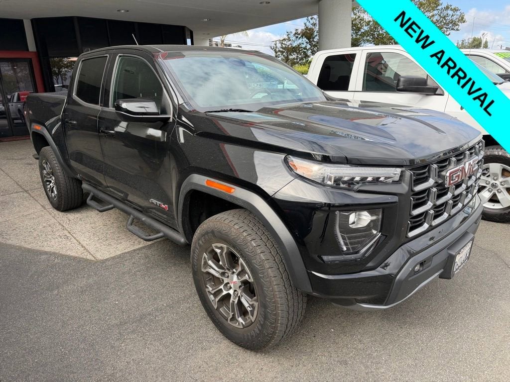2023 GMC Canyon AT4