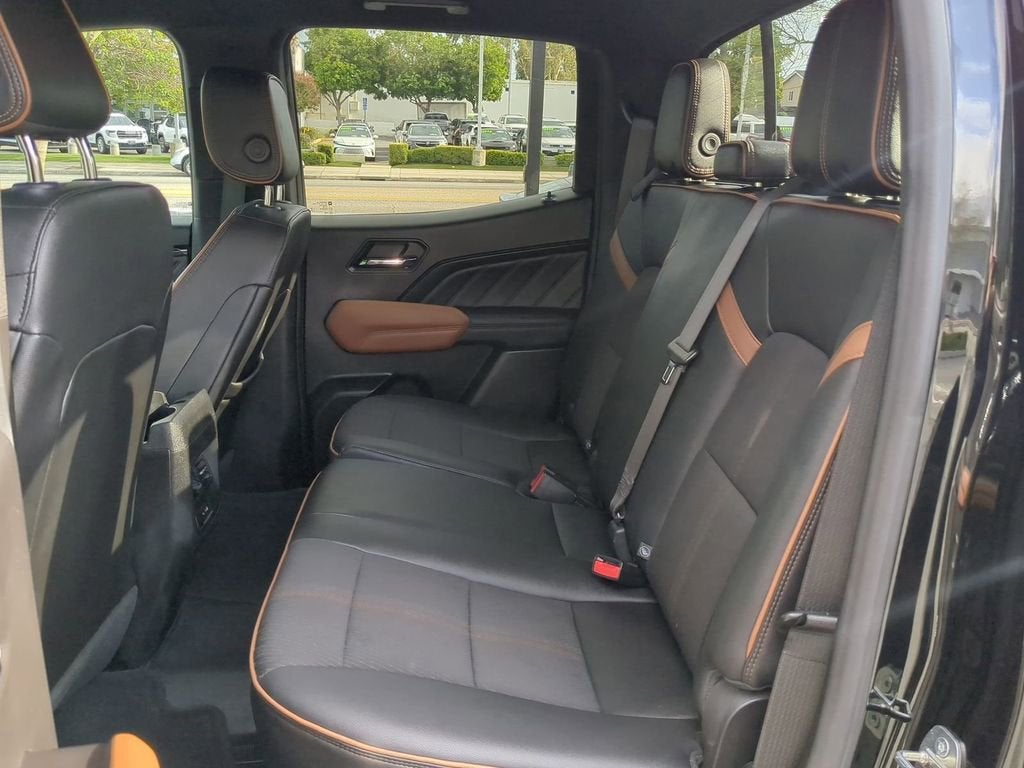 2023 GMC Canyon AT4