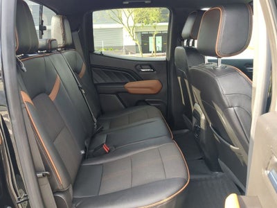 2023 GMC Canyon AT4