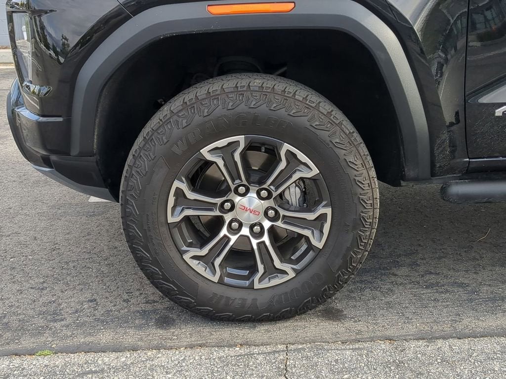 2023 GMC Canyon AT4