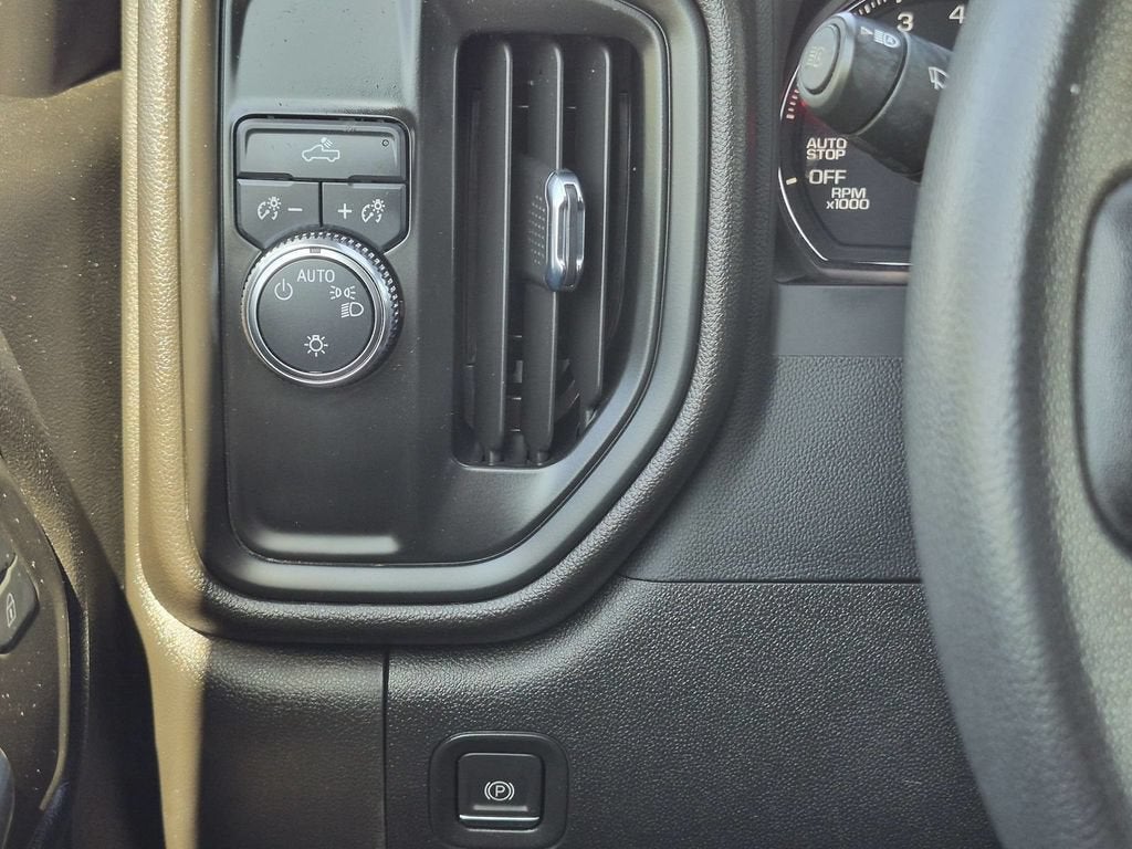 2023 GMC Sierra 1500 Pro