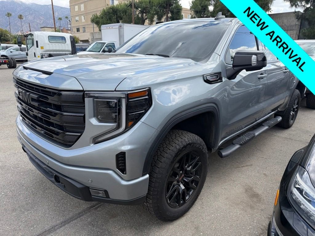 2025 GMC Sierra 4WD Crew Cab Short Box Elevation's photo