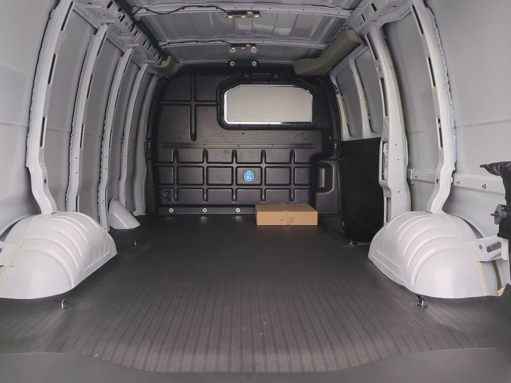 2025 GMC Savana Cargo 2500 Work Van