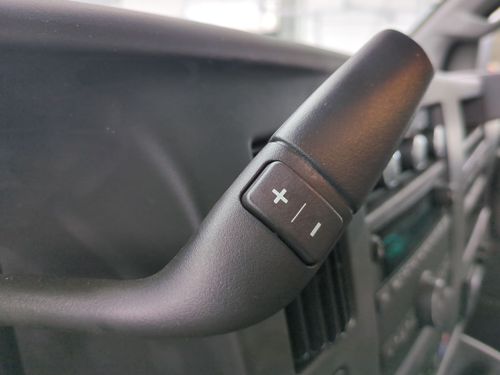 2025 GMC Savana Cargo 2500 Work Van