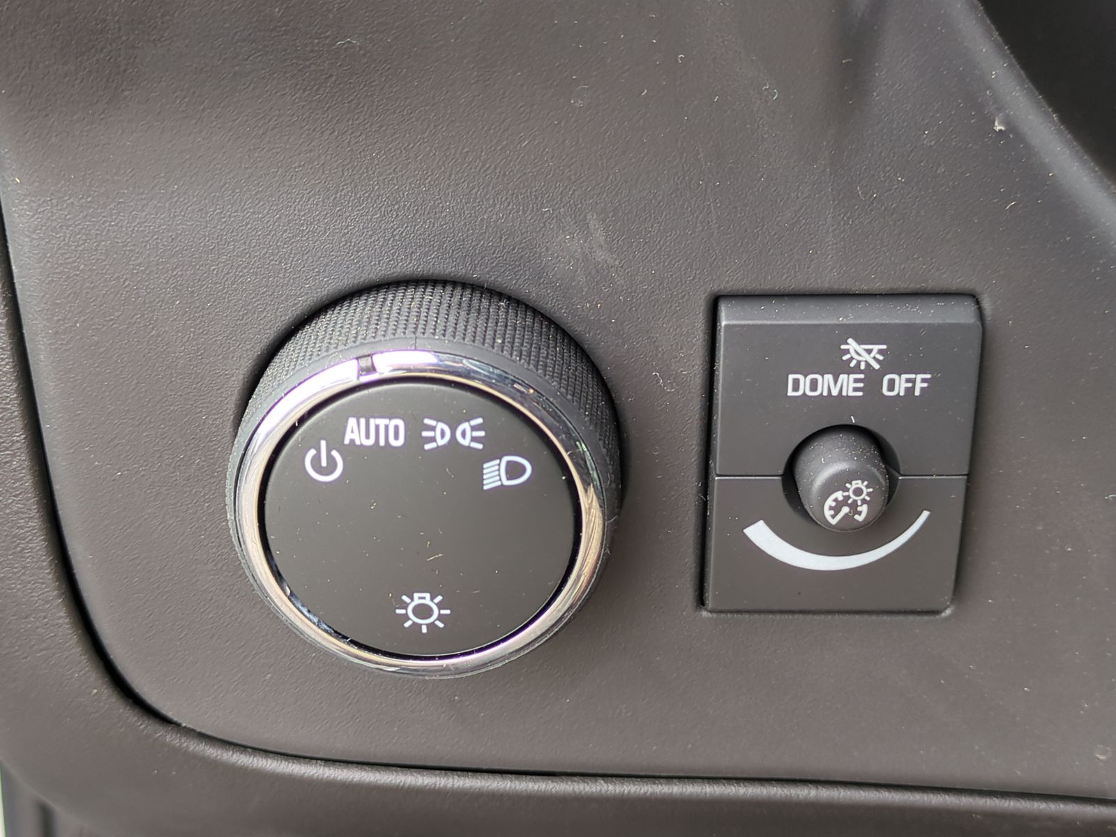 2025 GMC Savana Cargo 2500 Work Van