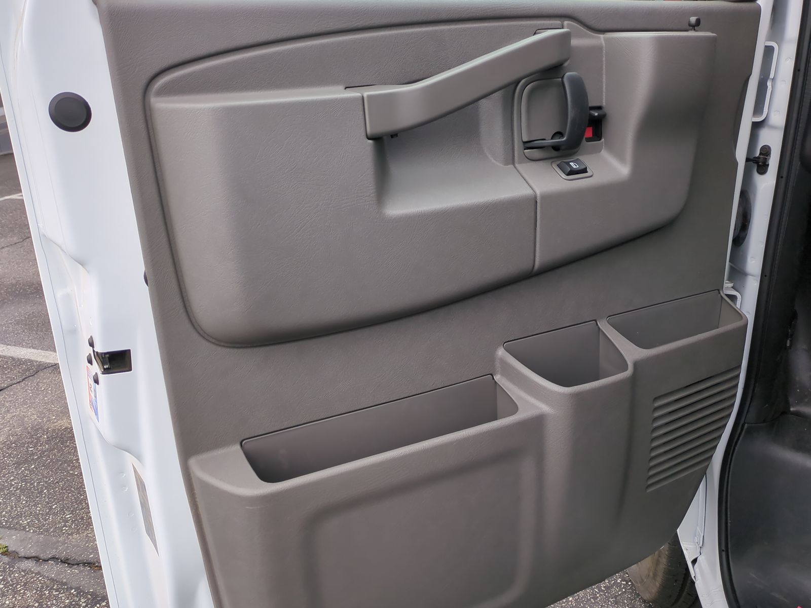 2025 GMC Savana Cargo 2500 Work Van