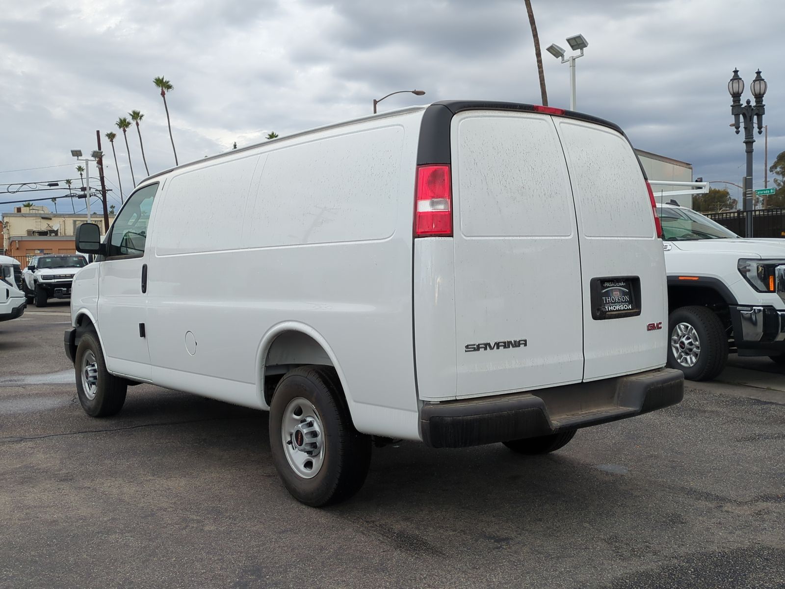 2025 GMC Savana Cargo 2500 Work Van