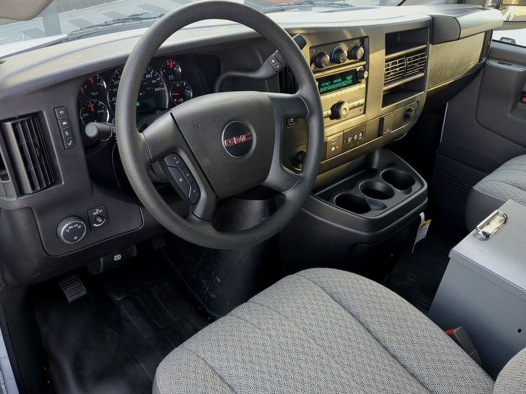 2025 GMC Savana Cargo 2500 Work Van