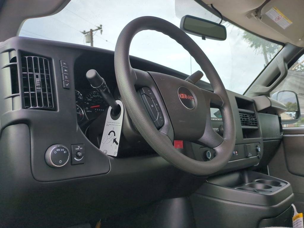 2025 GMC Savana Cargo 2500 Work Van