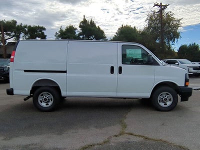 2025 GMC Savana Cargo 2500 Work Van