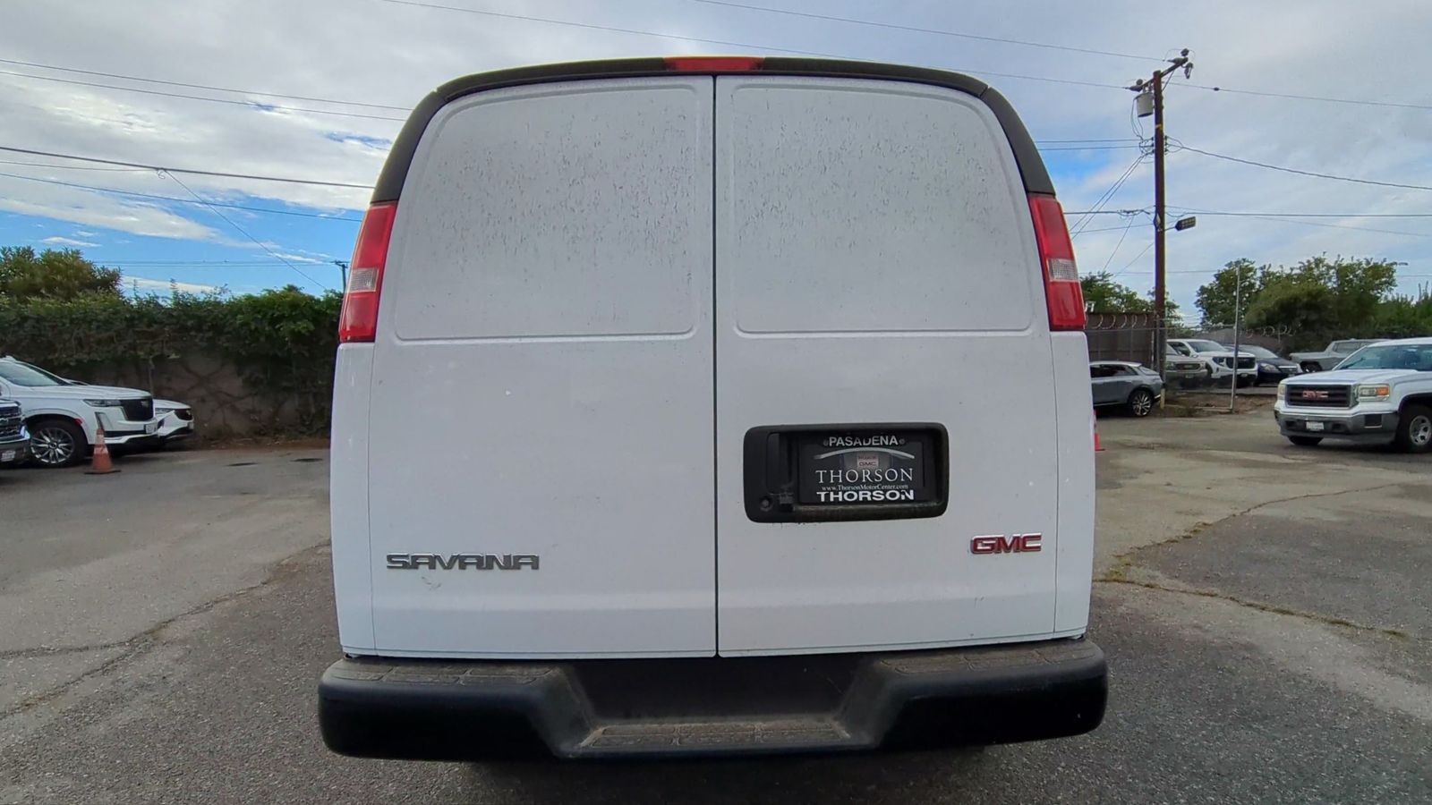 2025 GMC Savana Cargo 2500 Work Van