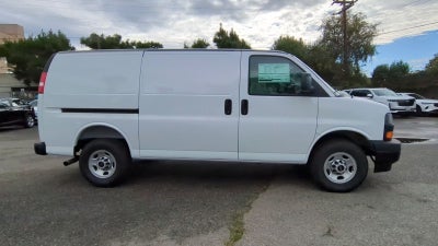 2025 GMC Savana Cargo 2500 Work Van