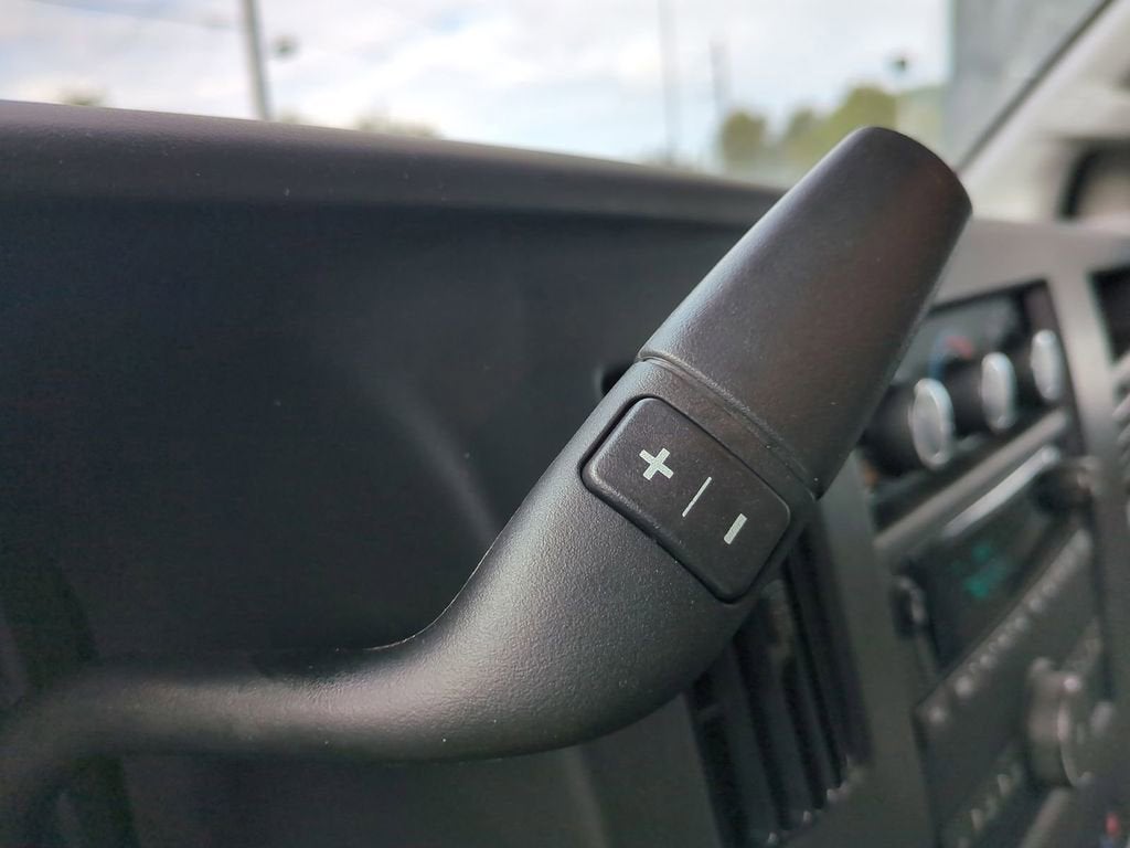 2025 GMC Savana Cargo 2500 Work Van