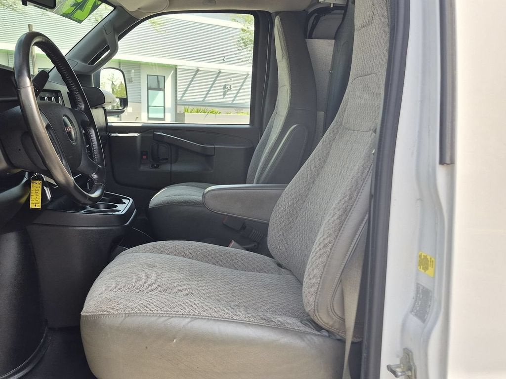 2023 GMC Savana Cargo 2500 1WT