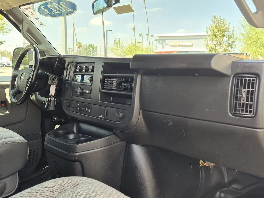 2023 GMC Savana Cargo 2500 1WT