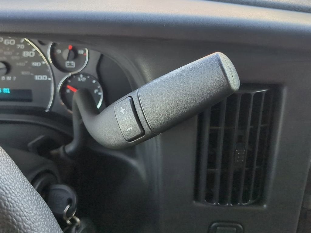 2025 GMC Savana Cargo 2500 Work Van