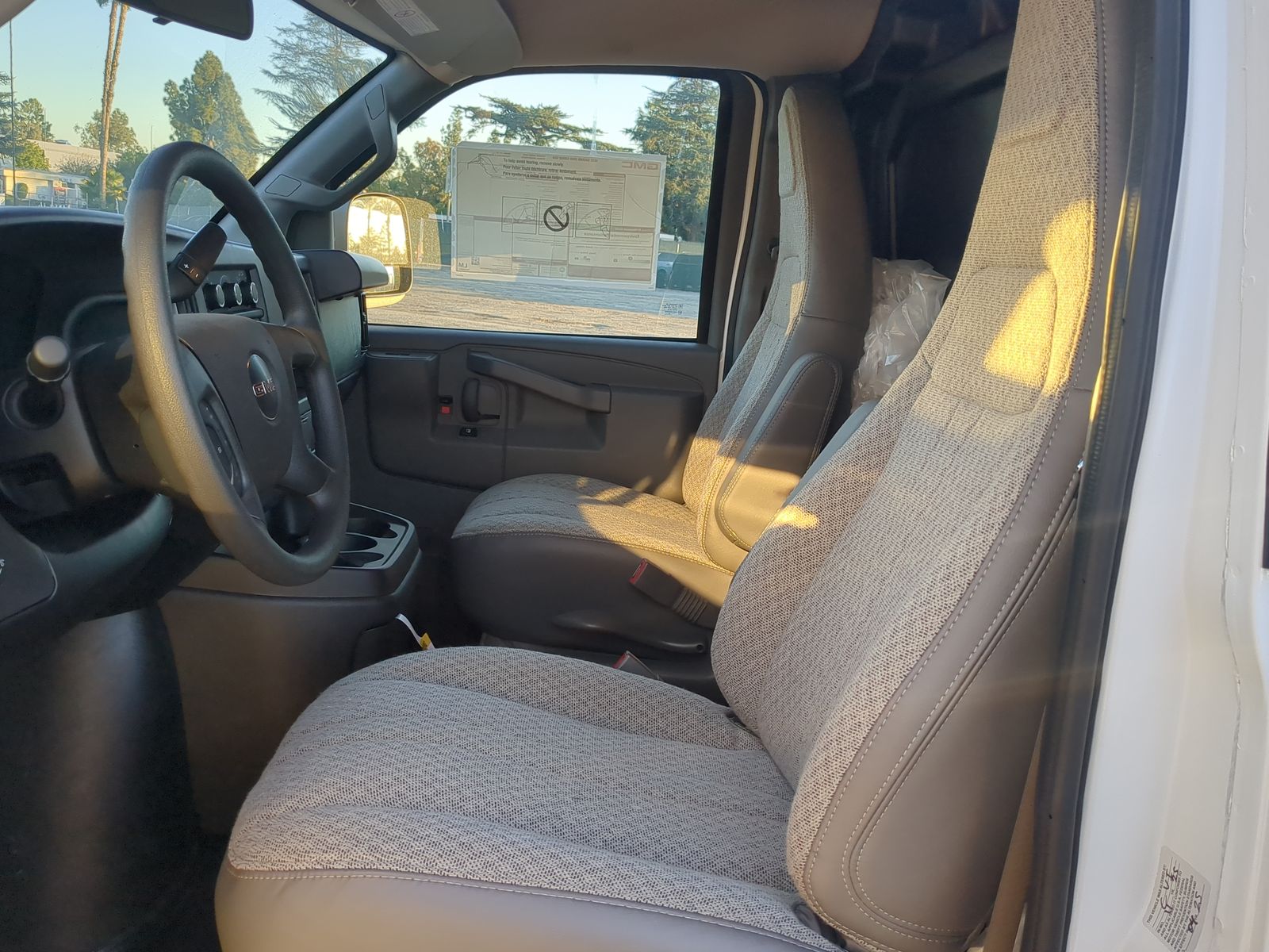 2025 GMC Savana Cargo 2500 Work Van